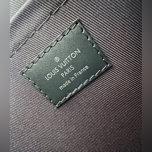 LOUIS VUITTON ECLIPSE DISCOVERY POCHETTE MONOGRAM POUCH CASE CLUTCH BAG M62291 - Picture 9 of 12